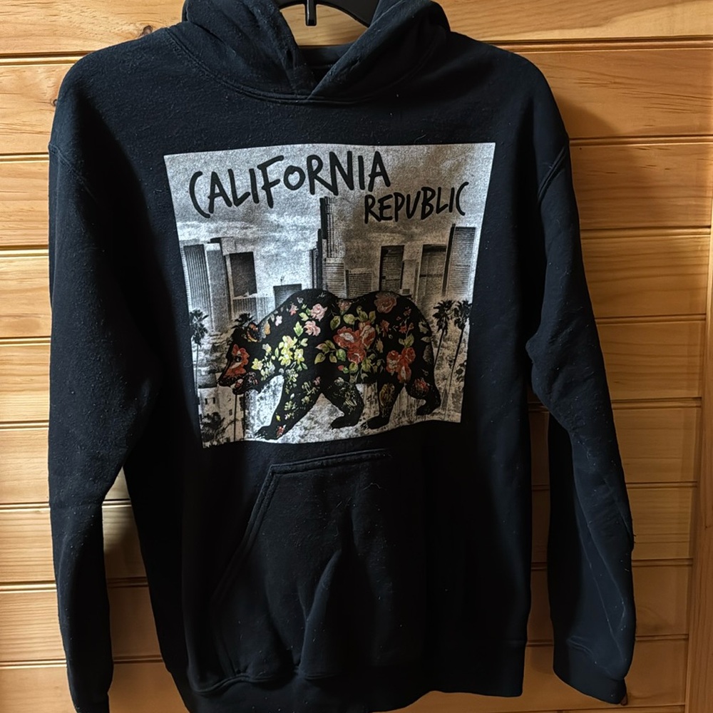 California Republic Mens Hoodie